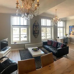 Aan De Maas Maastricht